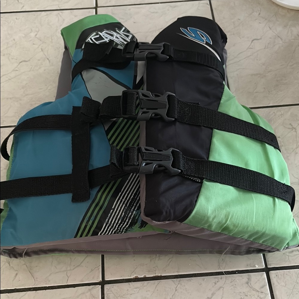 Kids Swim Vest - Blue and Green